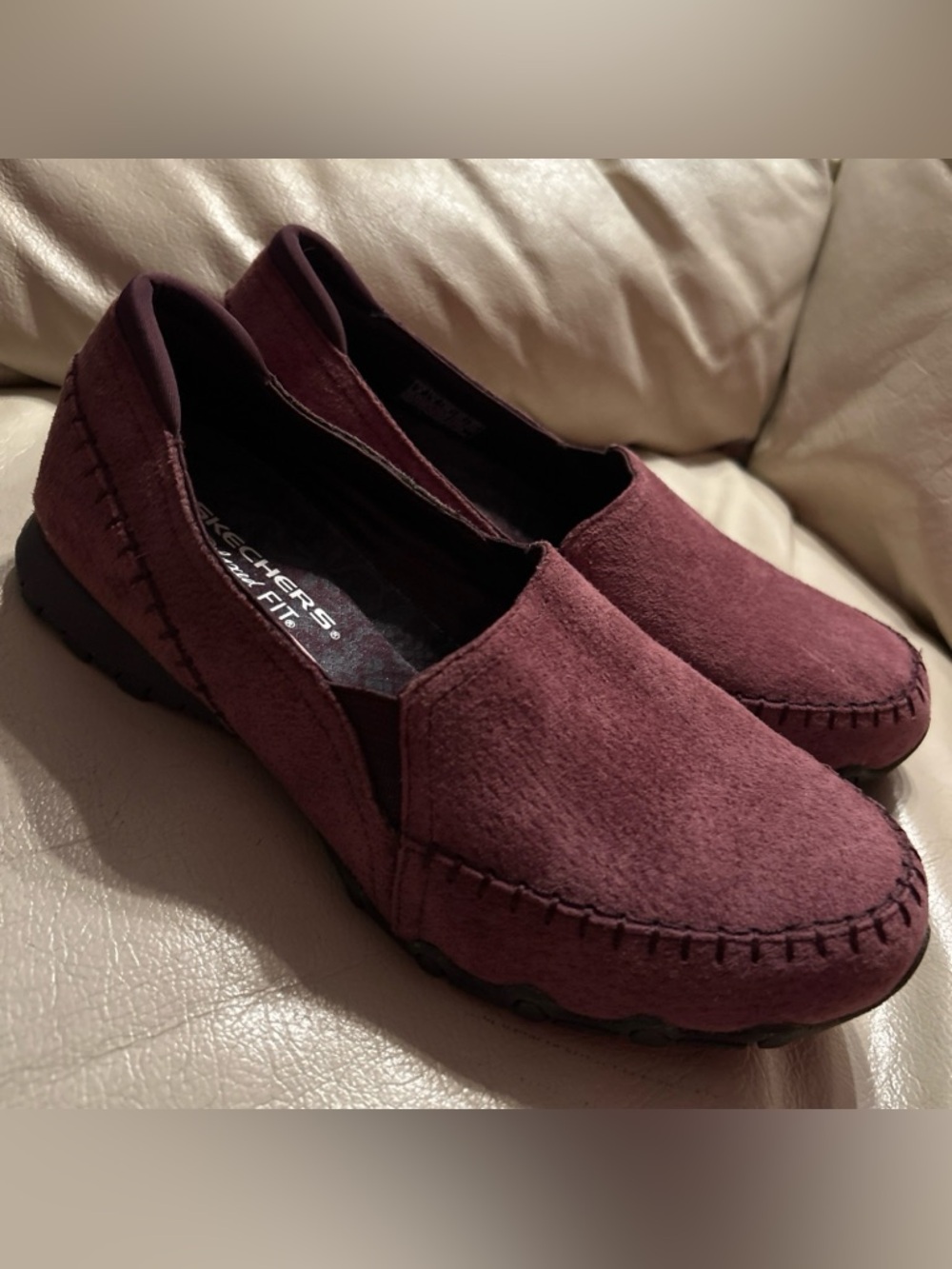 Skechers Relaxed Fit Air Cooled Memory Foam Purple Suede Slip Ons size 8